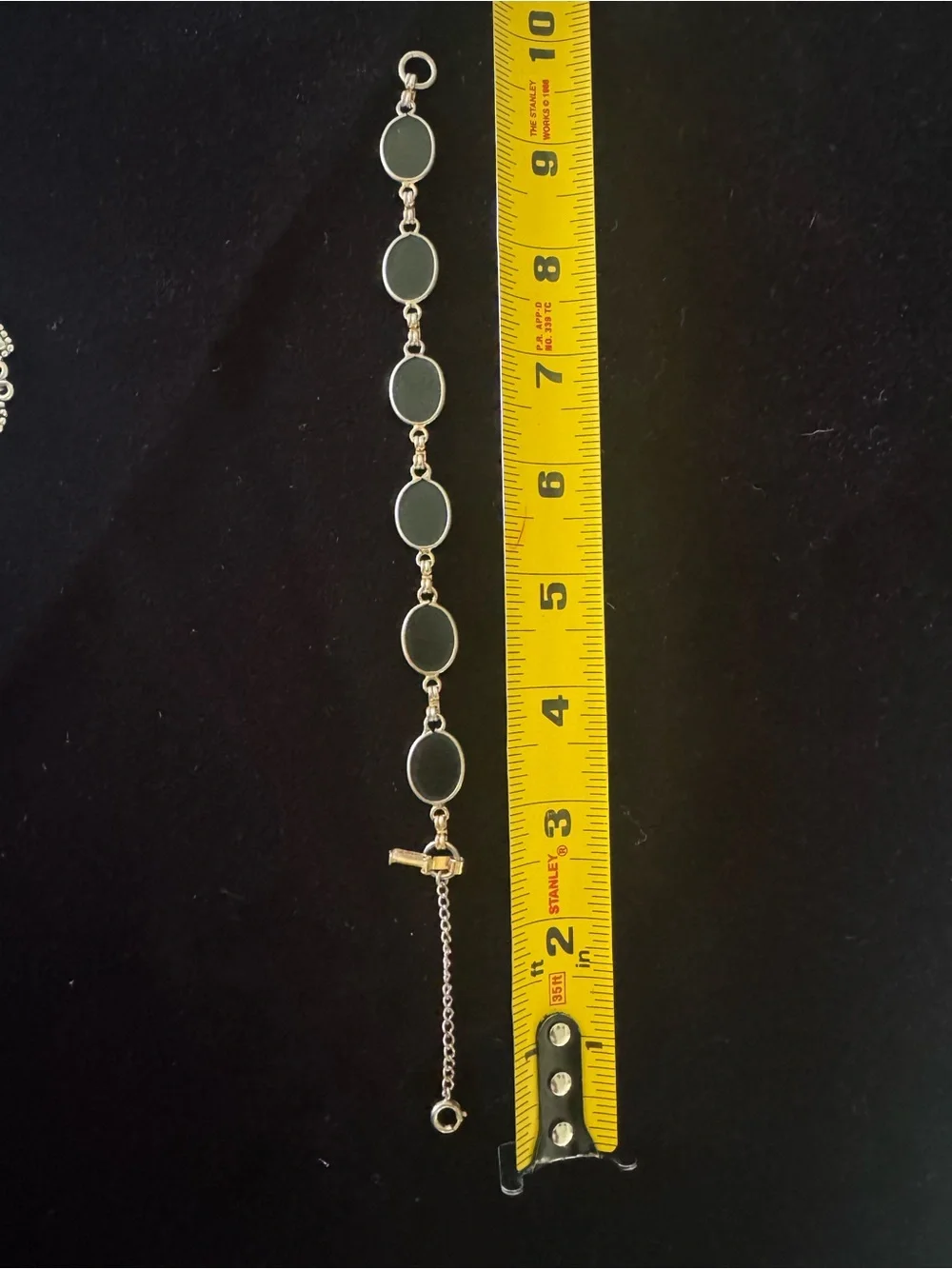 Unsigned Lot of bracelets - Picture 2 of 3